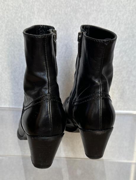Kvalitné kožené kotníkové čižmičky, 36