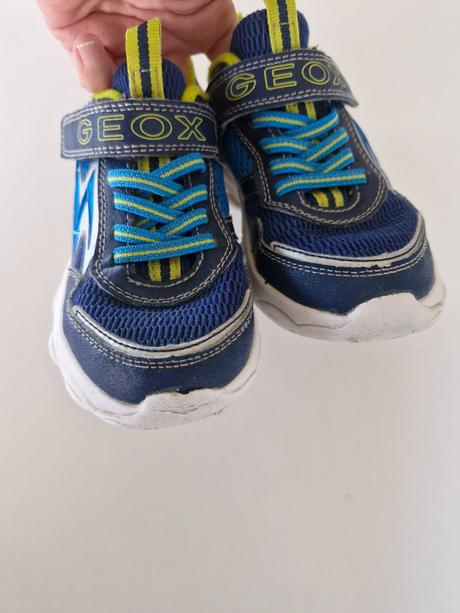 Blikajúce tenisky, geox,28
