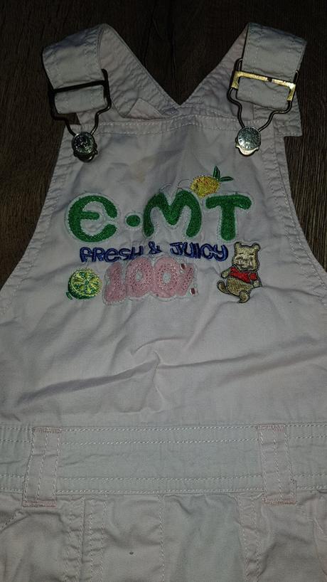 Bledučko ružové šaty, 98