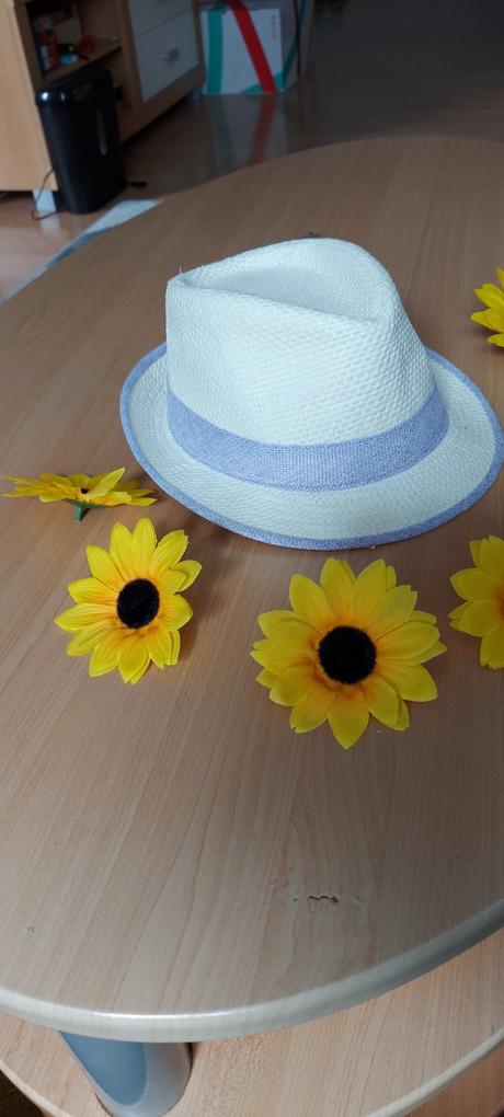 Letný klobúk veľkosť 59, 58