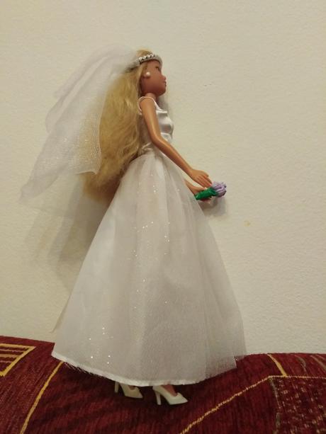 Barbie nevesta, 