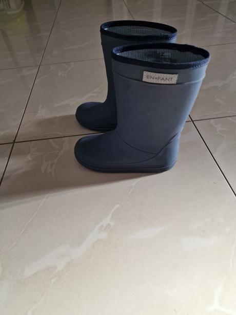 Enfant cizmy, en fant,29