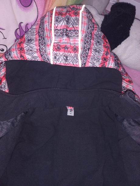 Zimna bunda nenosena, yigga,158