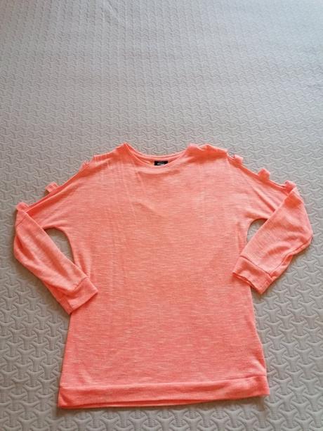 Dievčenský sveter, 176