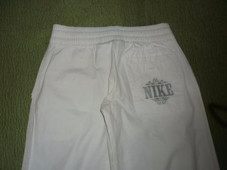 Biele gatuse 2, nike,140