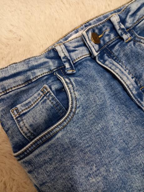 Dievčenské rifle, reserved,158