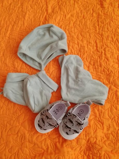Lindex set ciapocka+papucky+slintacik, 40