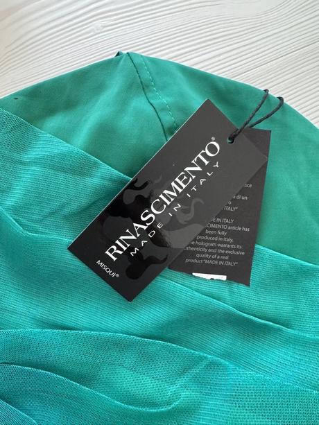 Rinascimento - saténové šaty, m