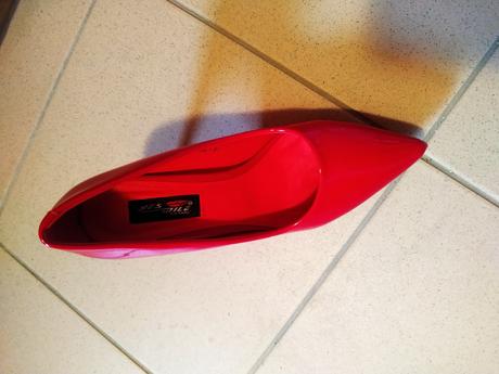 Červené lodičky, 37