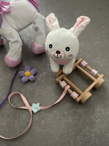 Poskakujúci jednorožec milá + zajko, 