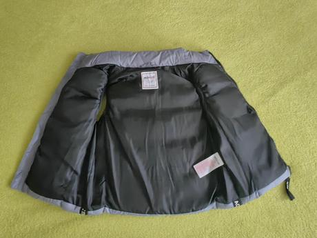 Minimálne nosená vesta minoti, top stav, minoti,92