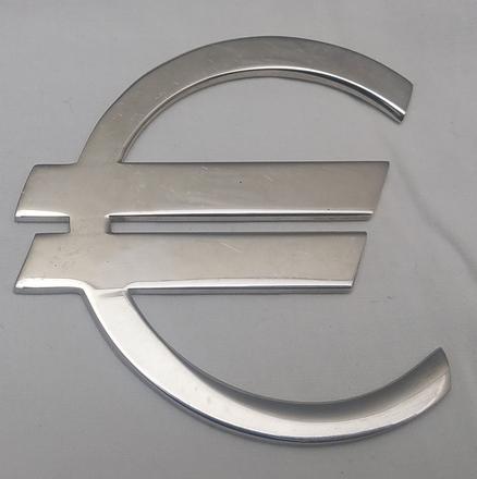 Euro znak chrómovaný 7x7 cm,
