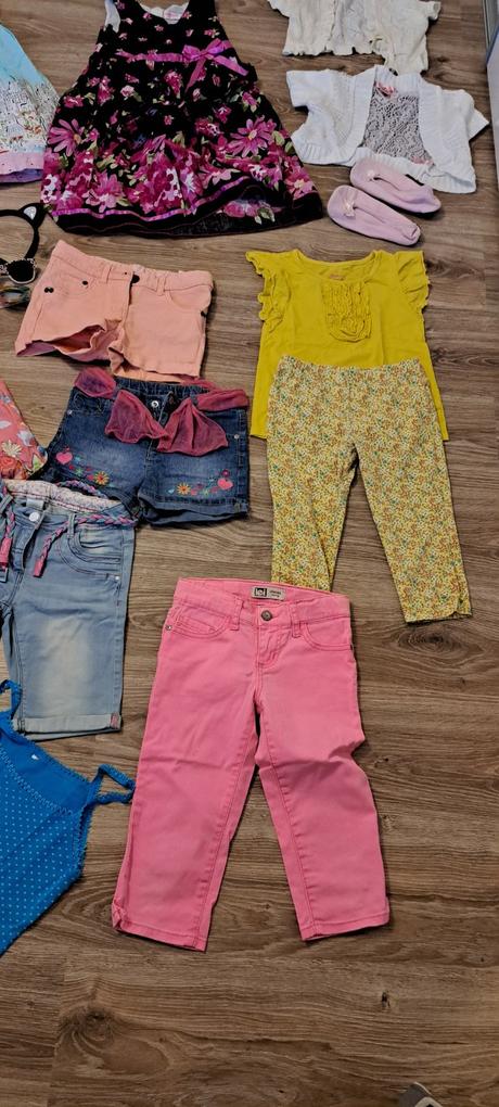 Veľký balík oblečenia pre dievčatko 122-128, 122–134