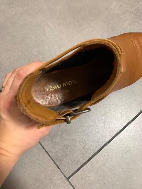 Kožené kotníkové chelsea čižmy, 40