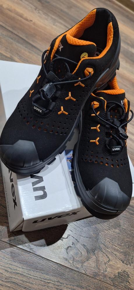 Pracovna obuv uvex vel 40, 40