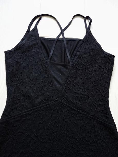 Dámske šaty amisu, amisu,m