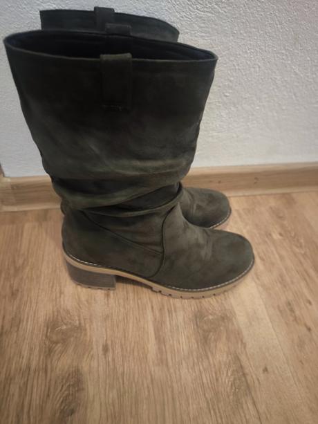 Čižmy na prechod, 41