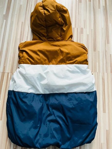 Veľ. 164 zn. reserved šmrncová prechodná vesta, reserved,164