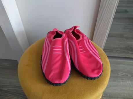 Topánky do vody, 33