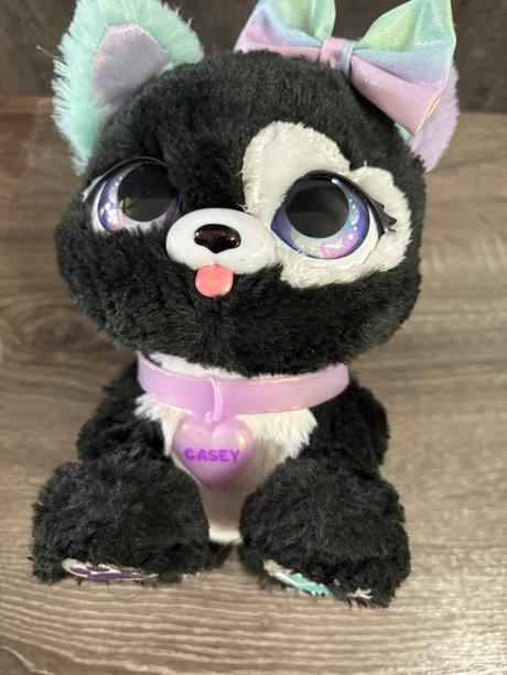 Interaktivne šteniatko casey,