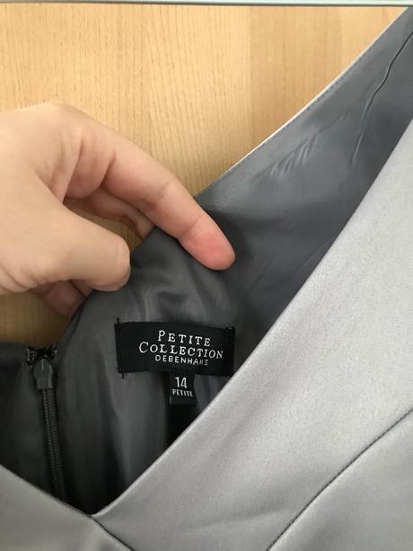 Saténové saty z debenhams 14 petite, m