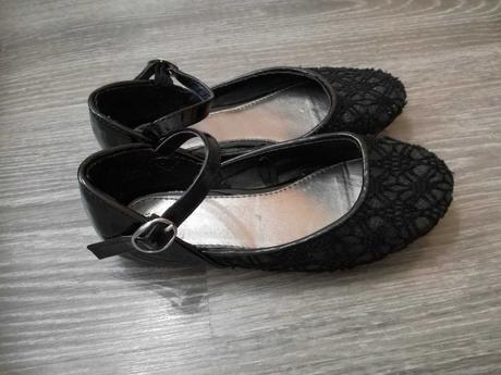 Krásne sandalky, 29