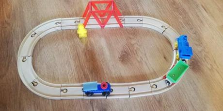 Drevený vláčik s príslušenstvom, 