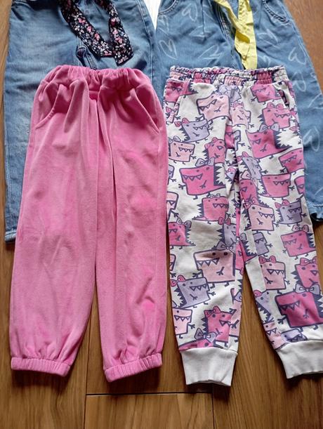 Balík 104,rifle, tepláky, 104