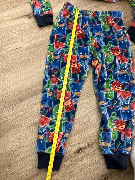 Zateplene pyzamo, 104