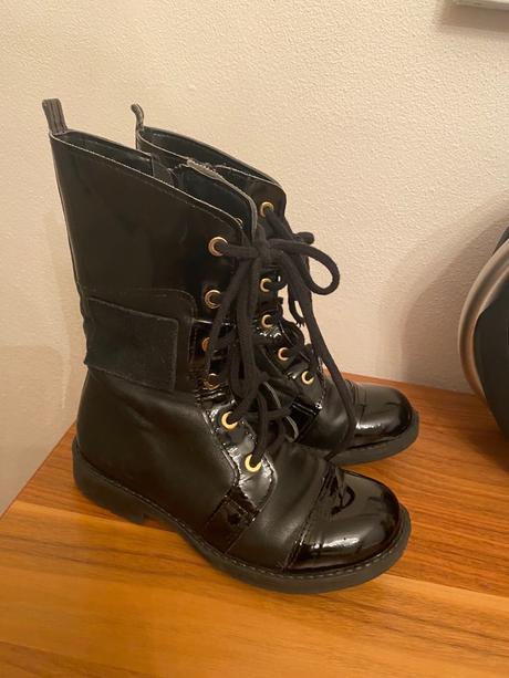 Kožené topánky, 31