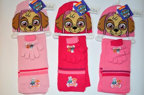 Čiapočka s pravým jemným brmbolcom,