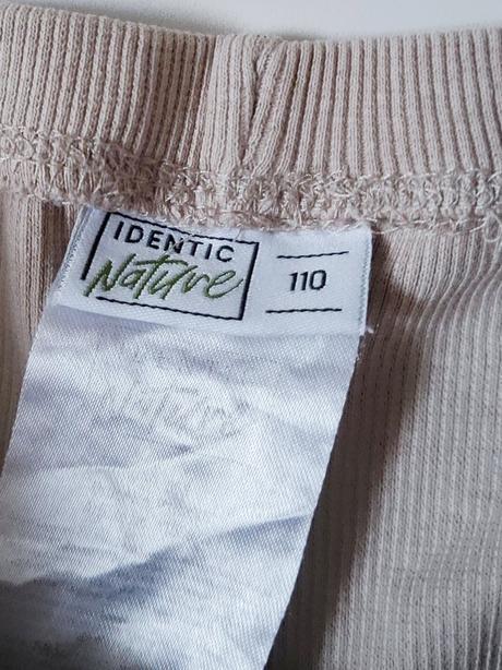 Rebrované legíny, 110