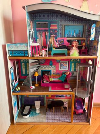 Domček pre bábiky, 