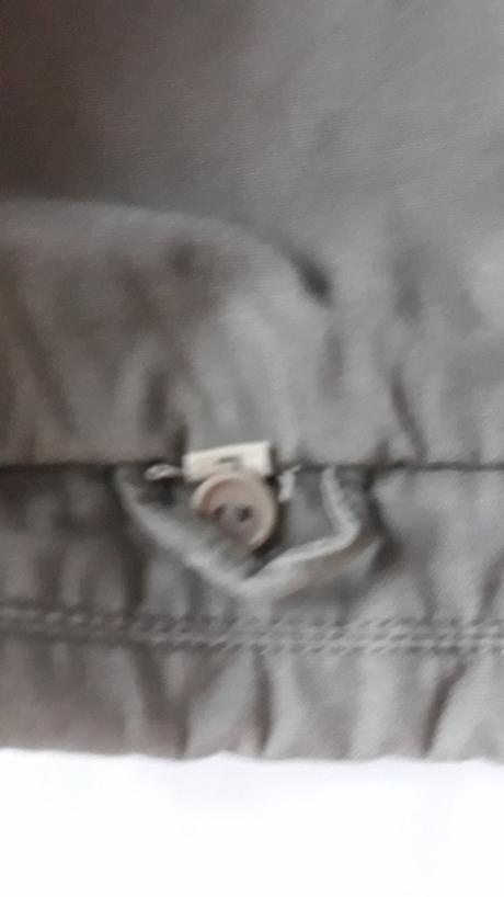 Béžová bunda pre chalana, 158