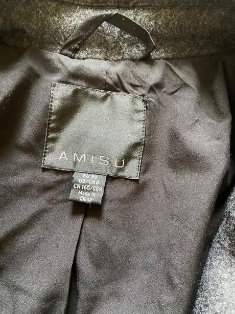 Zaujímavý kabát, amisu,38