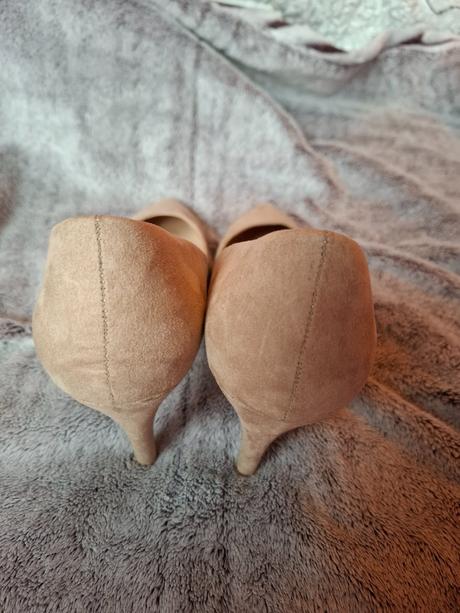 Dámske béžové lodičky, 41