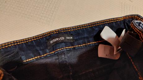 Tmavomodre rifle, reserved,110