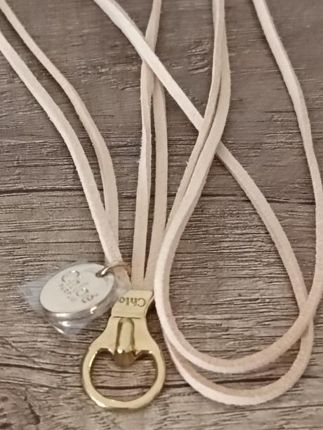 Elegantny semisovy naramok chloe parfum, chloé