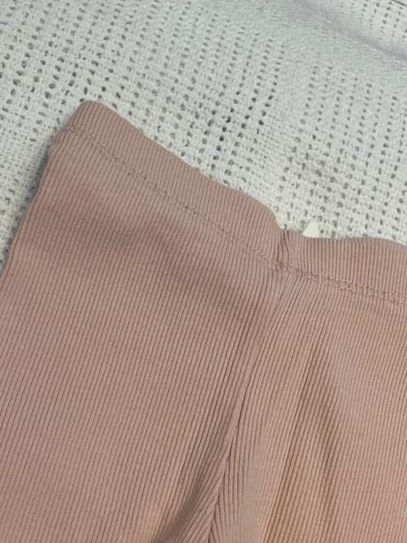 Dievčenské rebrované legíny s fodričkou h&m (68), h&m,68