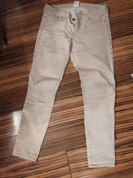 Rifle so zlatymi cvokmi, h&m,30