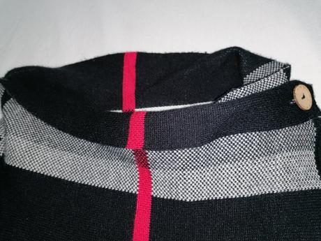 Sveter s/m, reserved,s