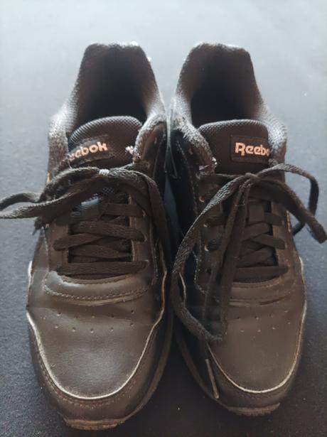 Botasky, reebok,37