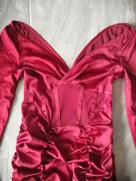 Bordové sexi šaty asos v36, pružné, 36