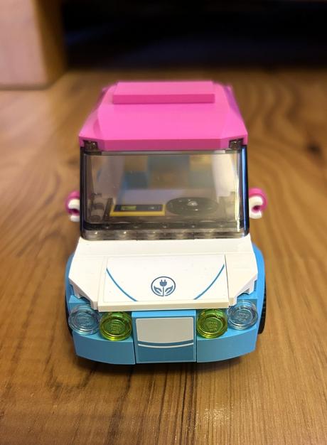 Lego friends 41443 olivia a jej elektromobil, 