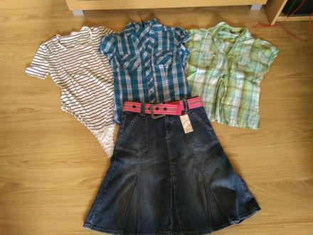 Nenosené riflova sukňa a darceky, 36