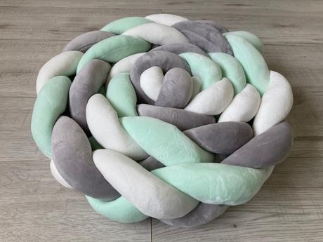 Mantinel do postieľky vrkoč, 