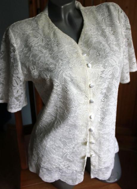 Cipkovana bluzka na gombiky, l