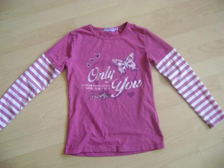 Velmi pekny dievcensky top, 122