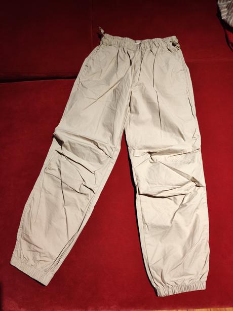 Nohavice, reserved,134