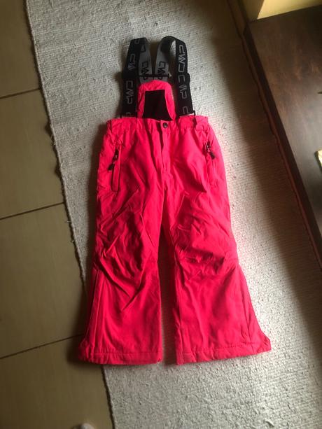 Nádherne značkové oteplovacky, 104